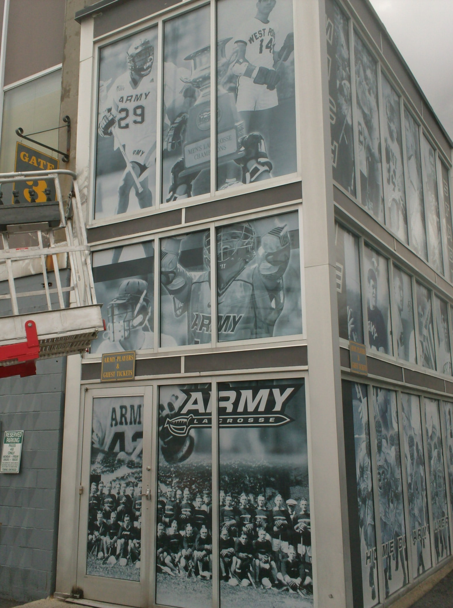 Army Sports Properties Glassmax Wall Mural