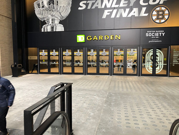 TD Garden and Boston Bruins Renew Partnership with AMI Graphics