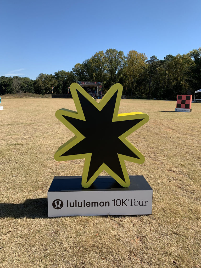 lululemon 10k Tour Dimensional Sign